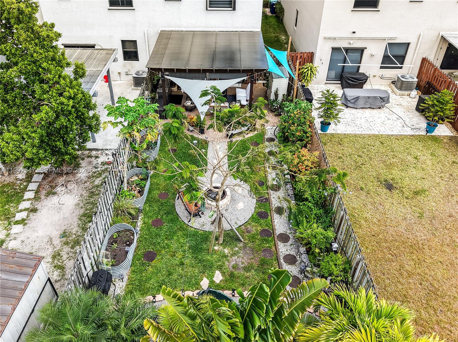 S ALLAPATTAH GARDENS - Residential