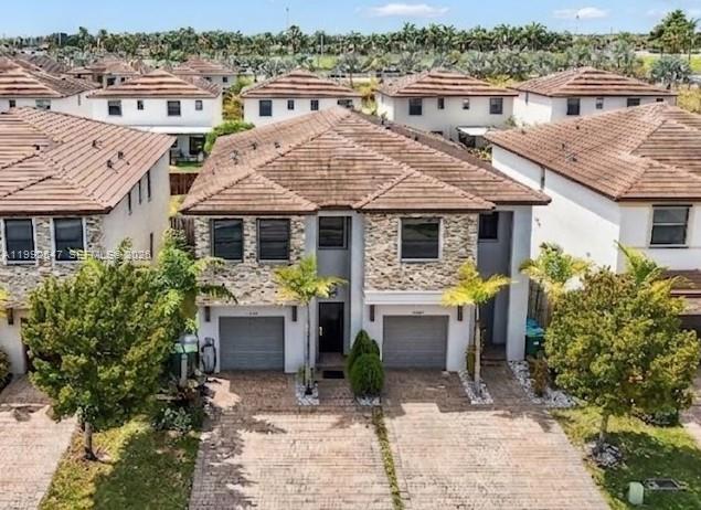 S ALLAPATTAH GARDENS - Residential