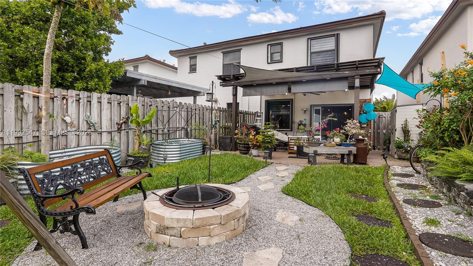 S ALLAPATTAH GARDENS - Residential