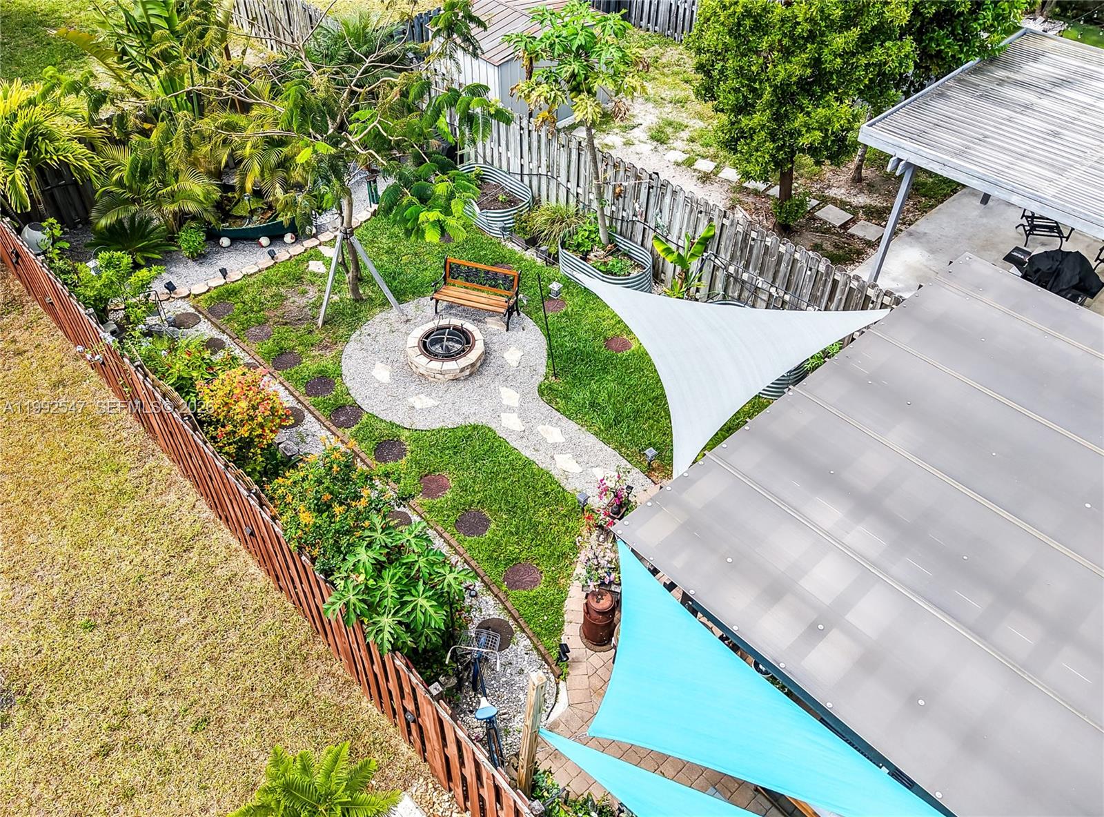 S ALLAPATTAH GARDENS - Residential