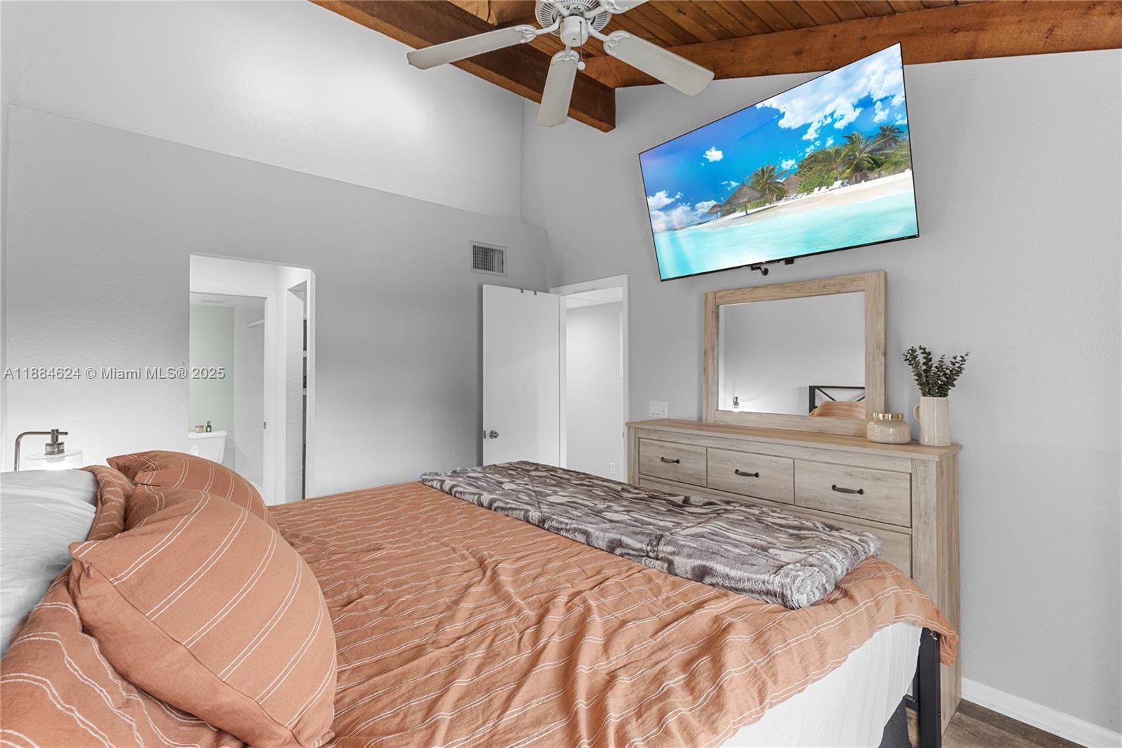 ARROWHEAD GOLF AND TENNIS - Residential