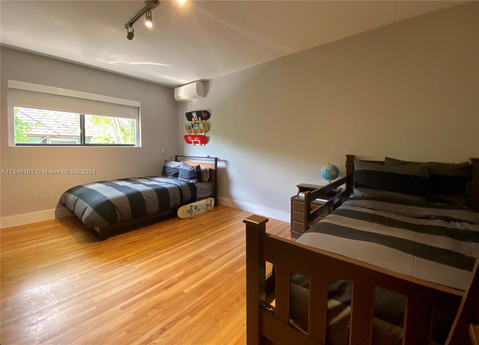 BAY HEIGHTS 1ST ADDN - Residential