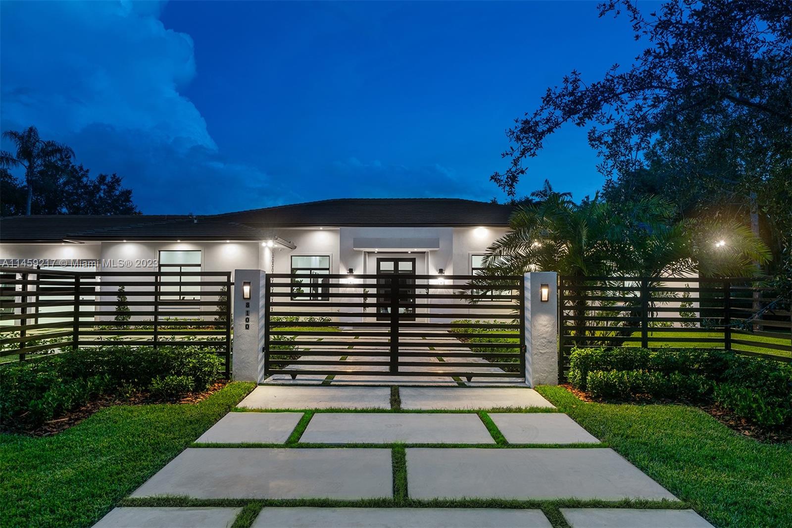 PINE TREE ESTATES 1ST ADD - Residential