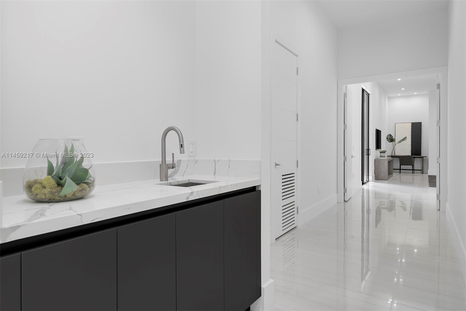 PINE TREE ESTATES 1ST ADD - Residential