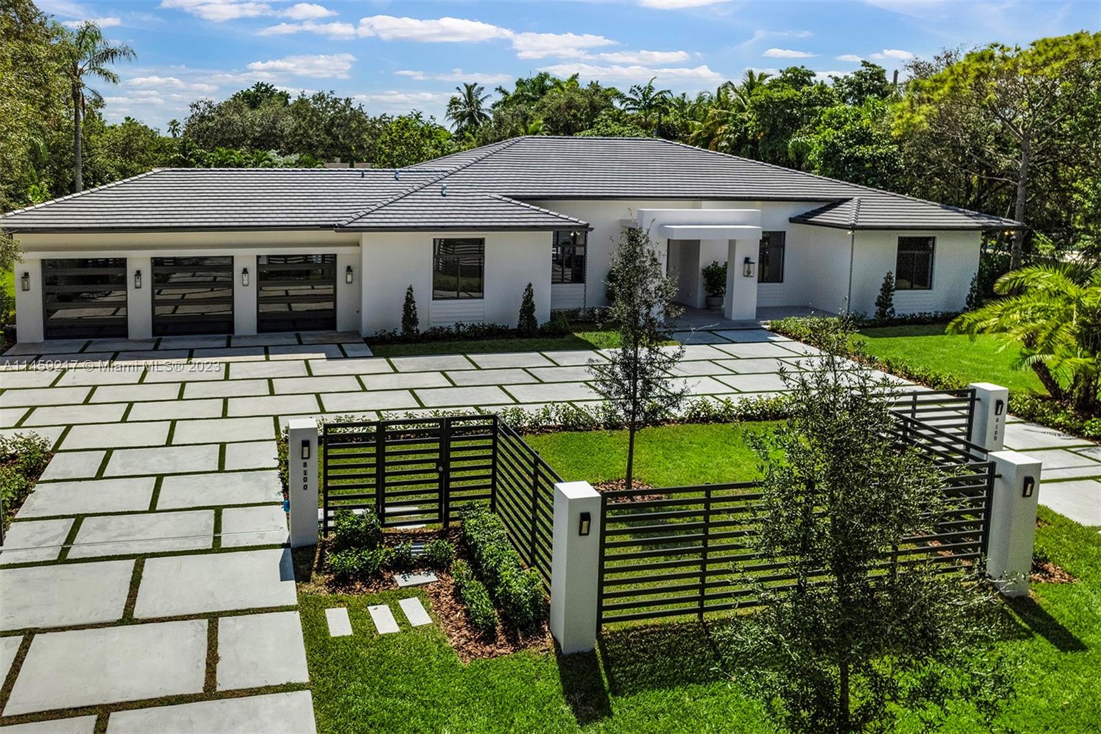 PINE TREE ESTATES 1ST ADD - Residential