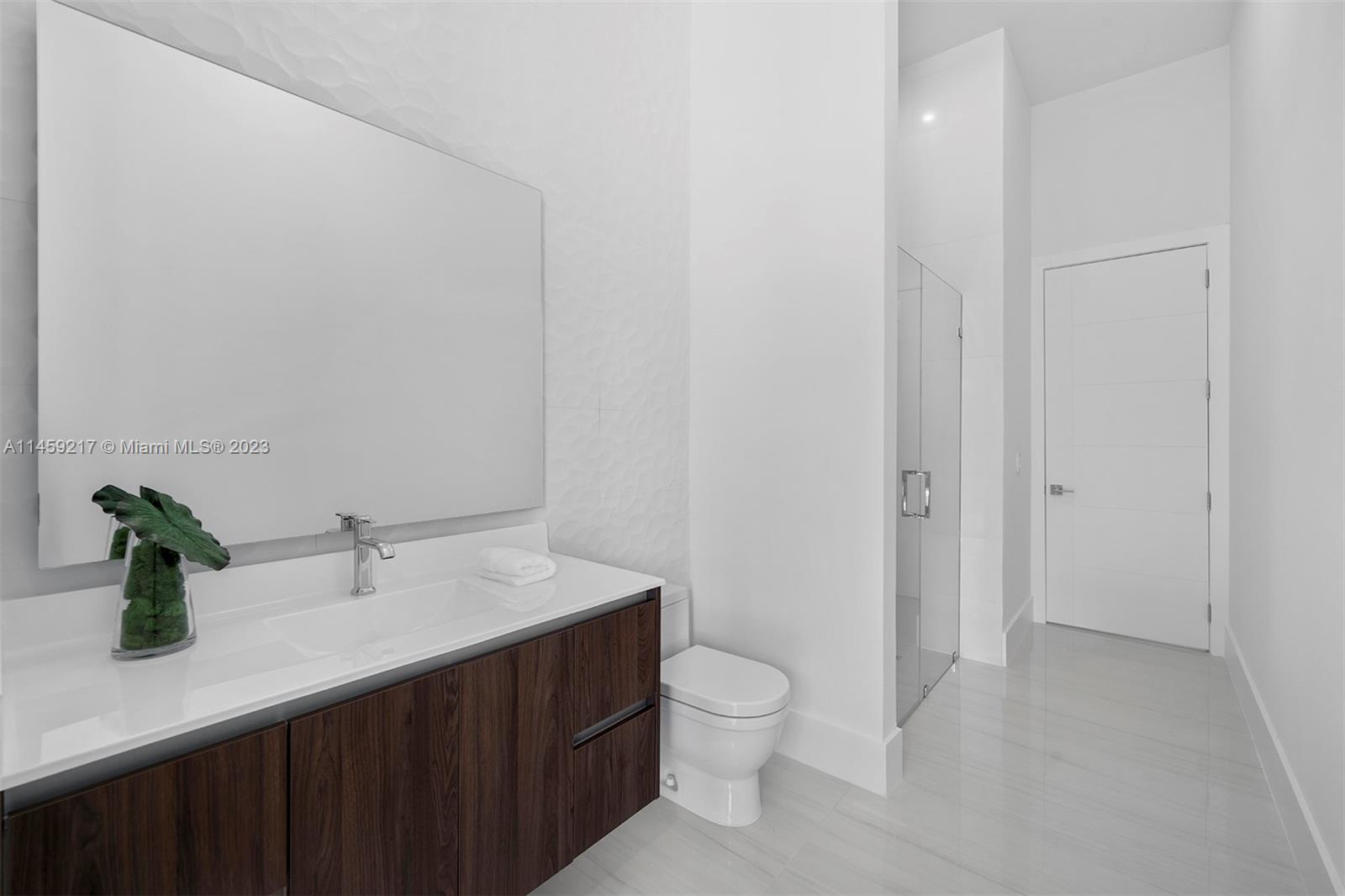 PINE TREE ESTATES 1ST ADD - Residential