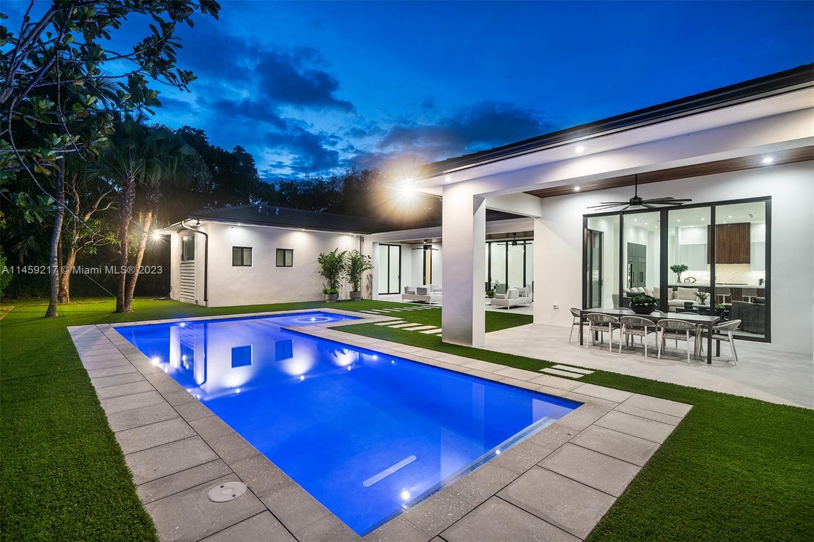 PINE TREE ESTATES 1ST ADD - Residential