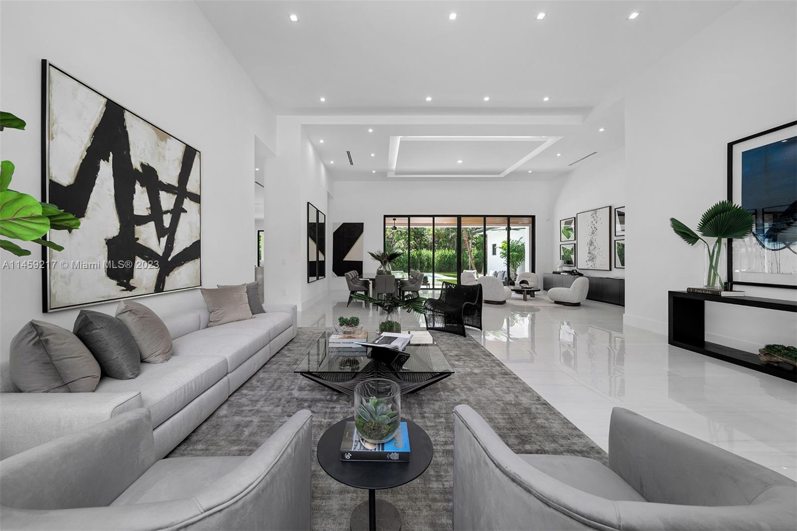 PINE TREE ESTATES 1ST ADD - Residential