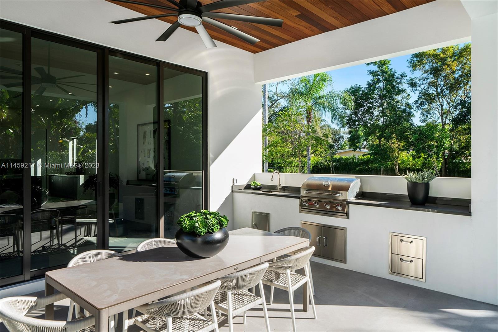 PINE TREE ESTATES 1ST ADD - Residential