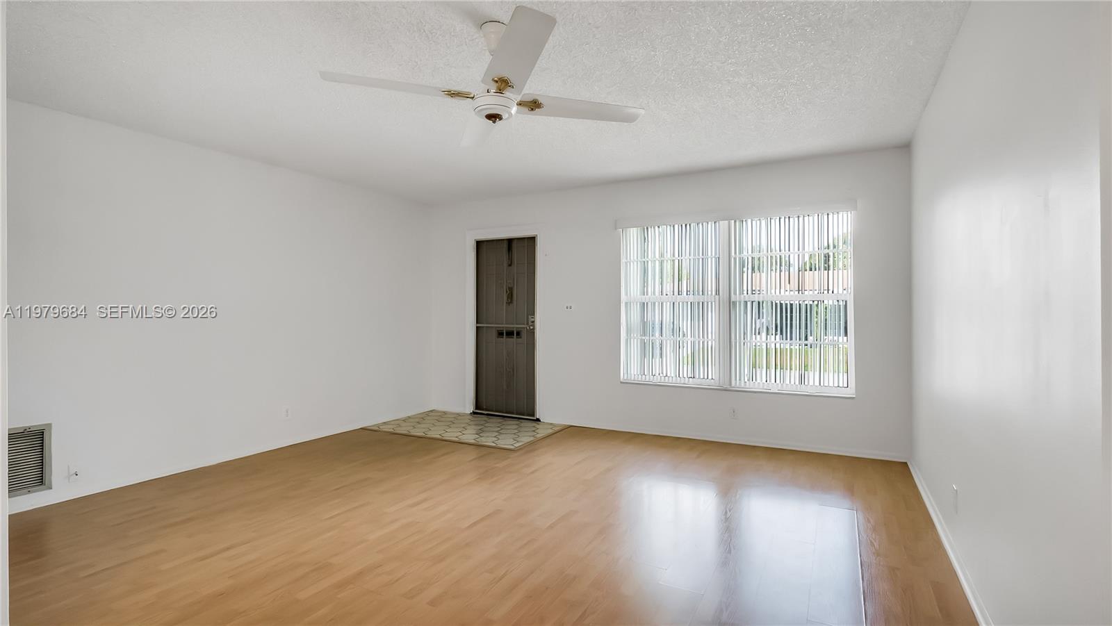 MAINLANDS OF TAMARAC LAKE - Residential