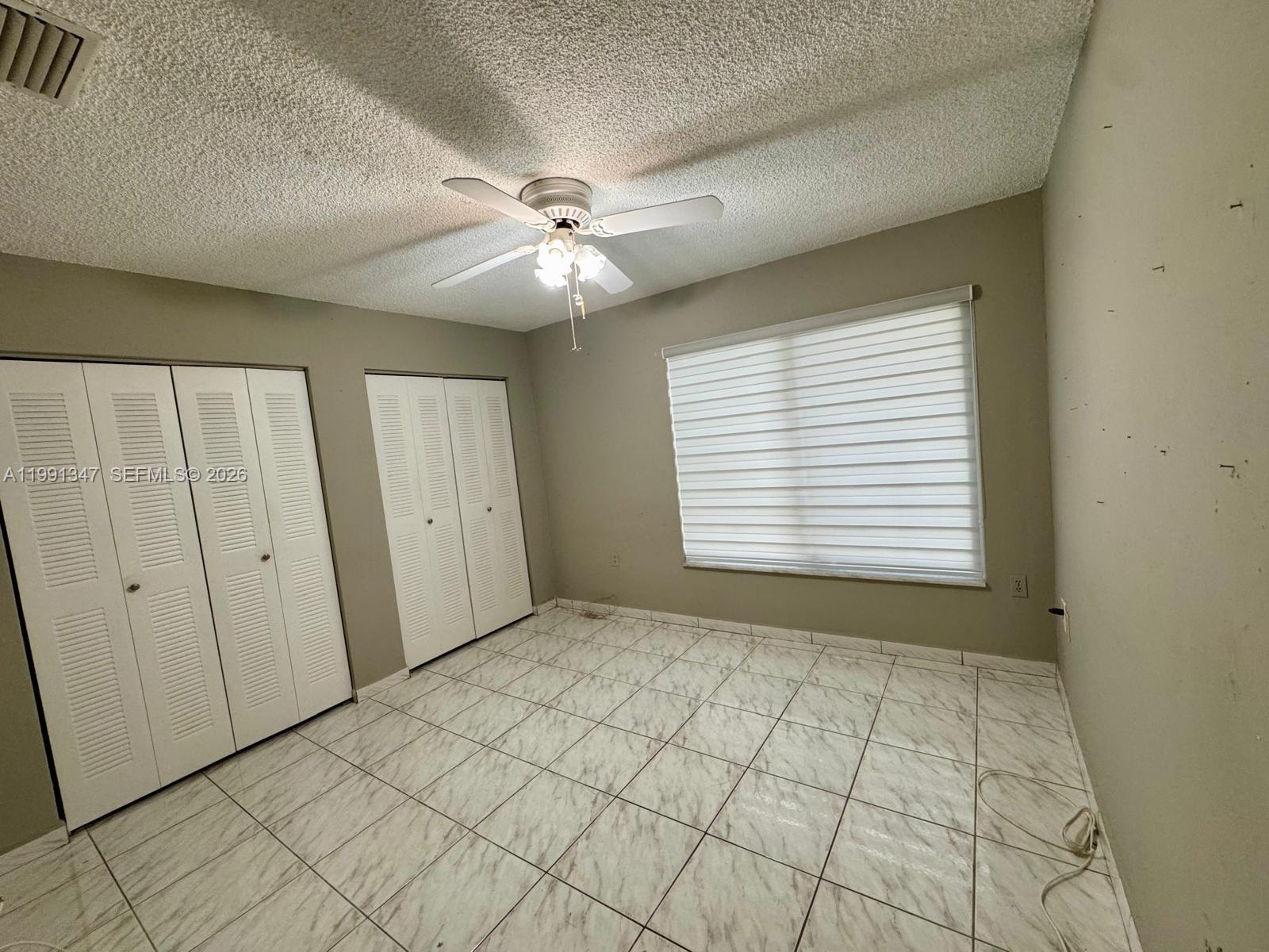 INTERNATIONAL GARDENS SEC - Residential