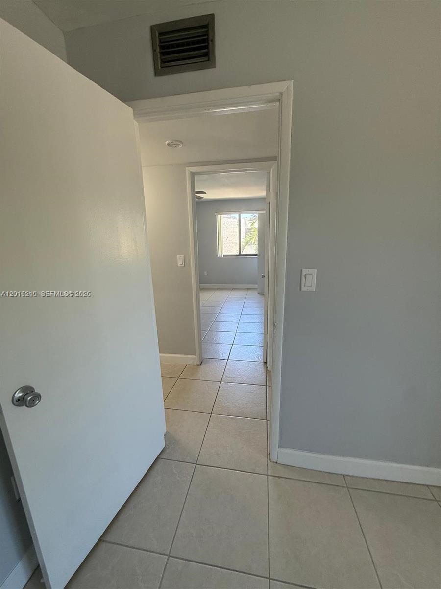INDIAN LK VILLAGE PHASE 1 - Residential Lease