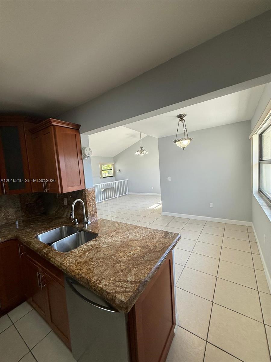 INDIAN LK VILLAGE PHASE 1 - Residential Lease