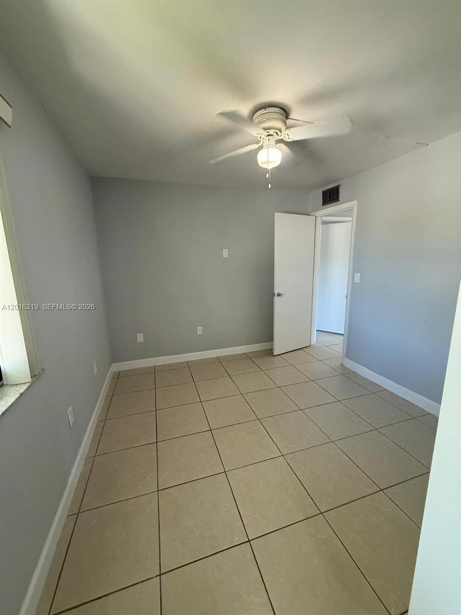 INDIAN LK VILLAGE PHASE 1 - Residential Lease