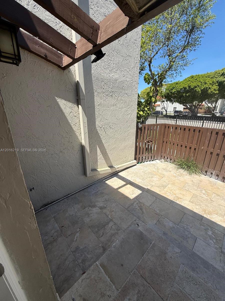 INDIAN LK VILLAGE PHASE 1 - Residential Lease
