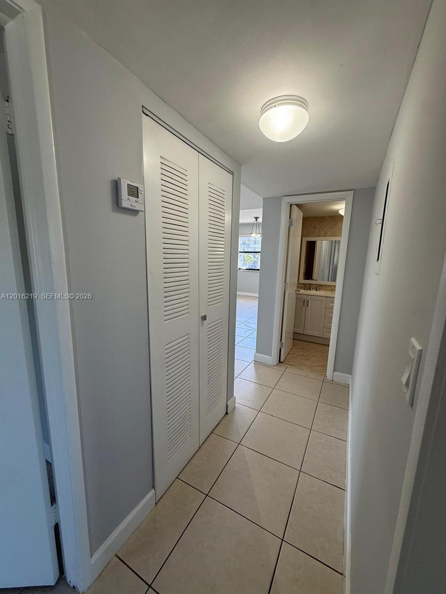 INDIAN LK VILLAGE PHASE 1 - Residential Lease