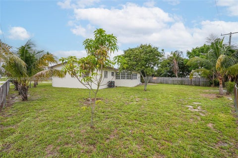Tiny photo for 701 NW 176th Ter, Miami Gardens, FL 33169 (MLS # A12032429)