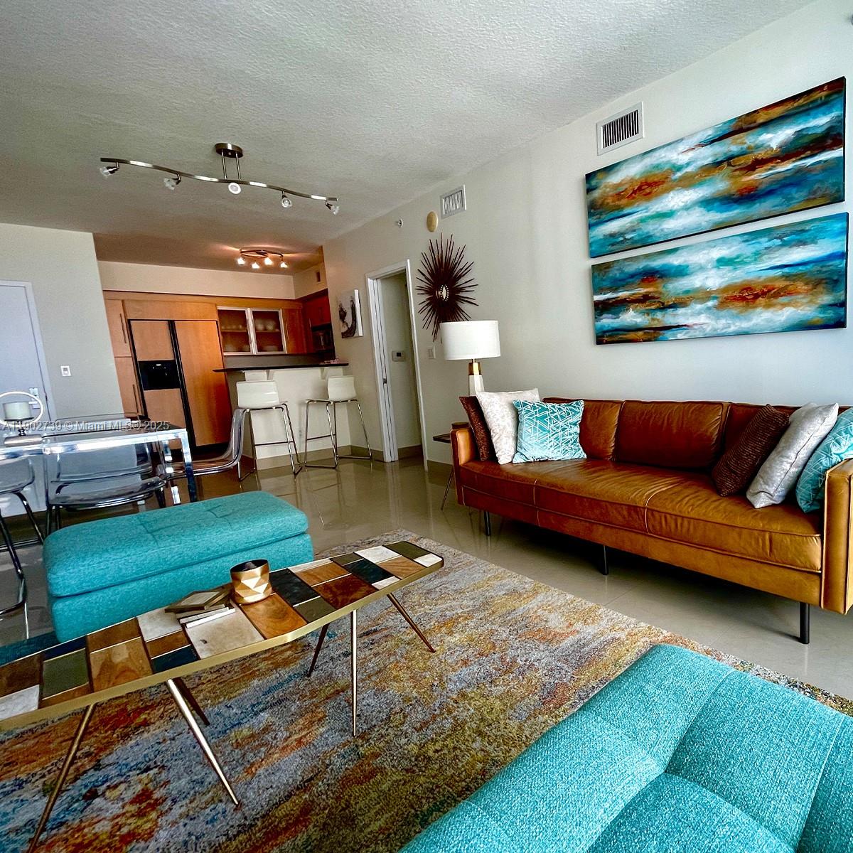 335 S Biscayne Blvd 2200