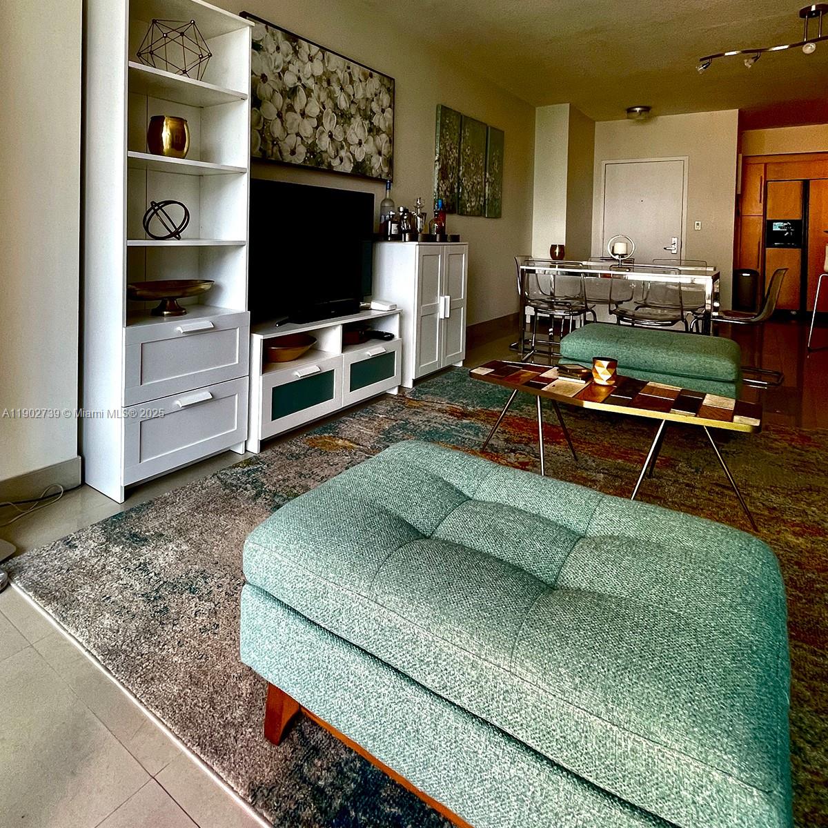 335 S Biscayne Blvd 2200