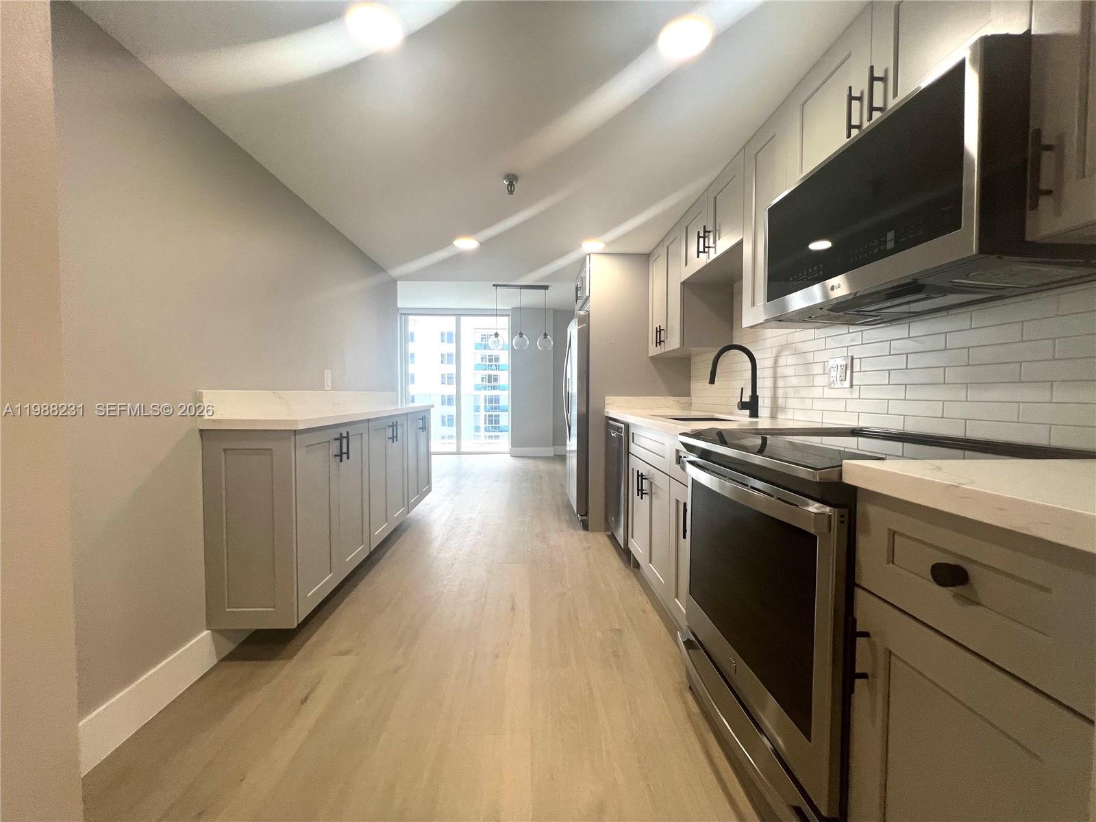 THE RIVIERA CONDO - Residential Lease