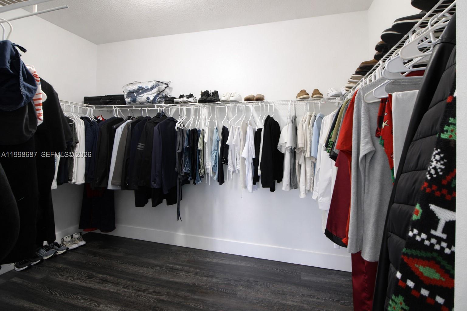 KAYLA S PLACE - Residential