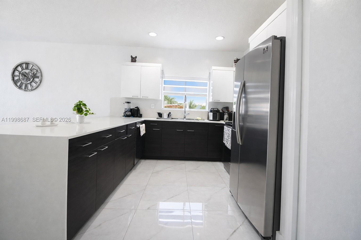 KAYLA S PLACE - Residential