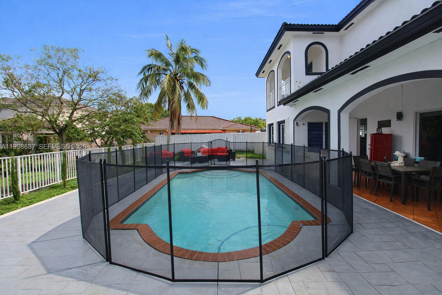 KAYLA S PLACE - Residential