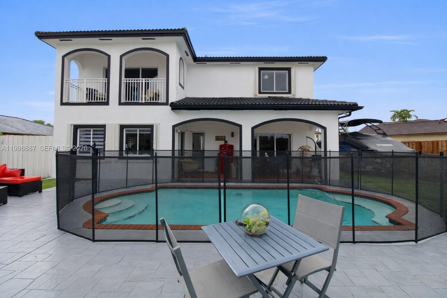 KAYLA S PLACE - Residential