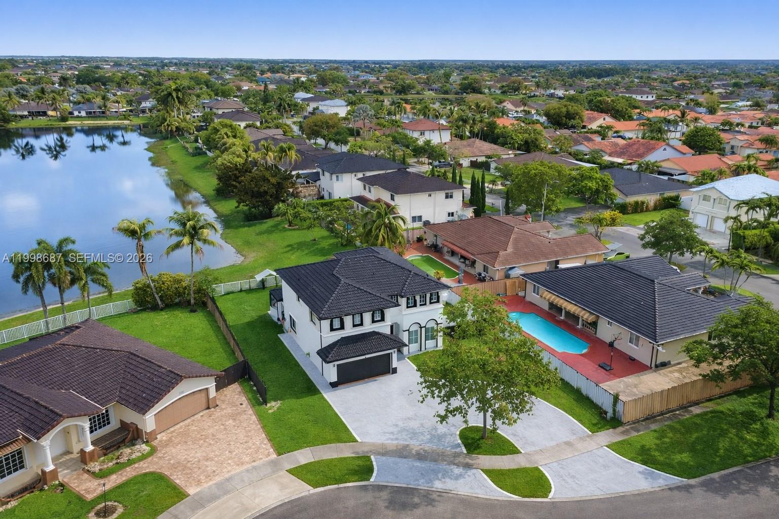 KAYLA S PLACE - Residential