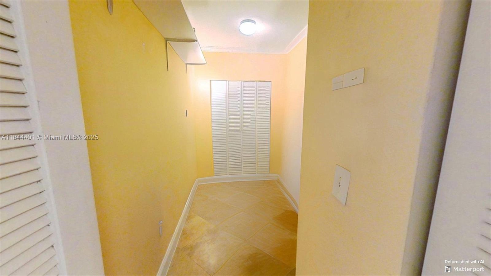 CATALONIA CONDO - Residential