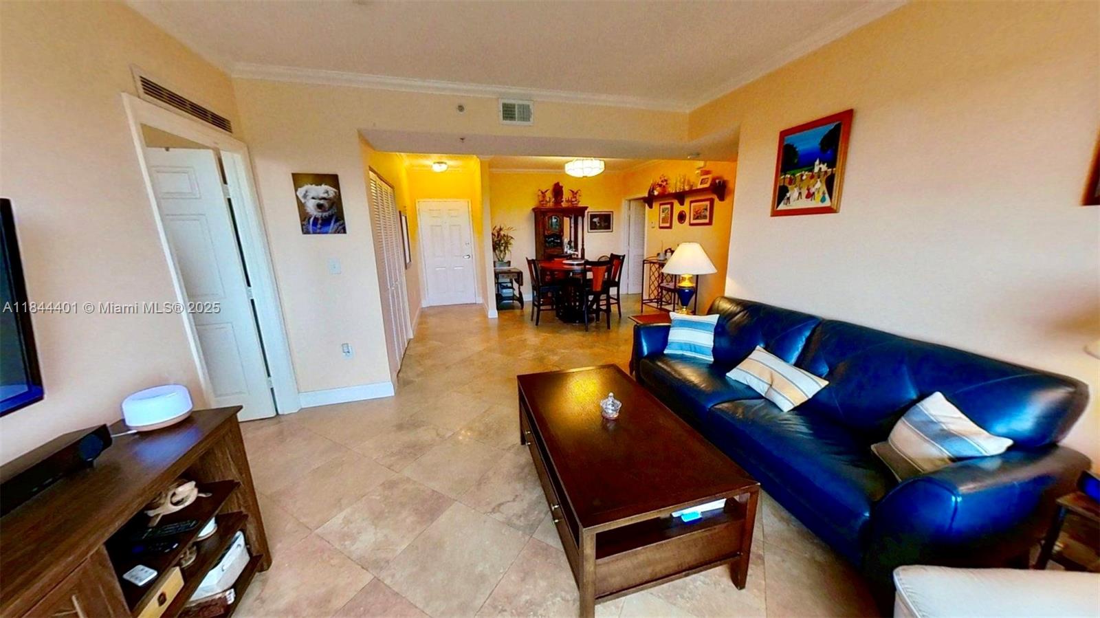 CATALONIA CONDO - Residential