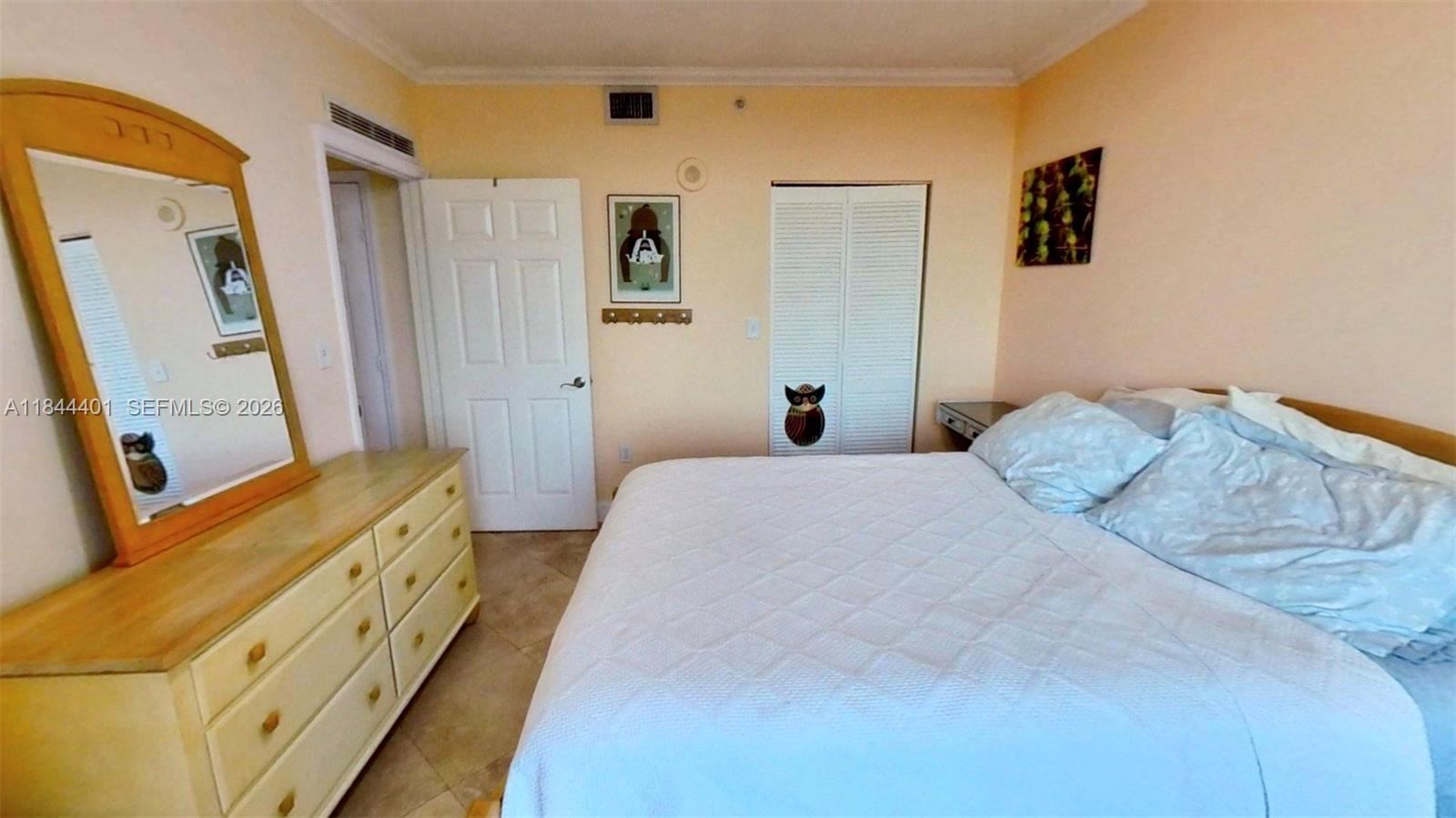 CATALONIA CONDO - Residential