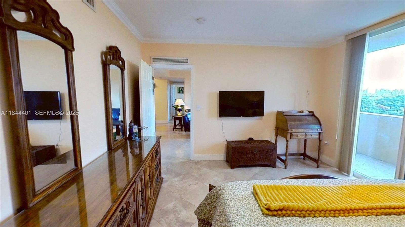 CATALONIA CONDO - Residential