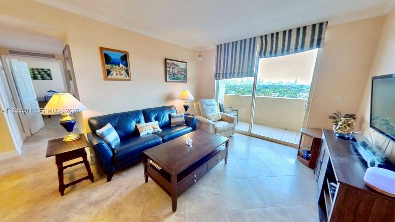 CATALONIA CONDO - Residential