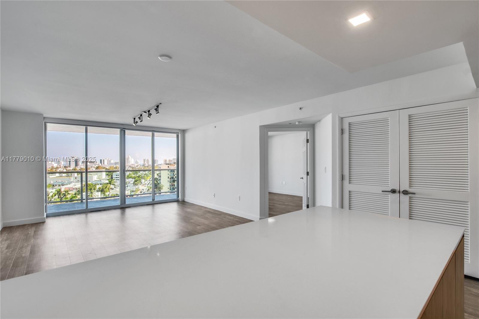 Rental Property at 1500 Bay Rd C-0910, Miami Beach, Miami-Dade County, Florida - Bedrooms: 2 
Bathrooms: 2  - $5,064 MO.