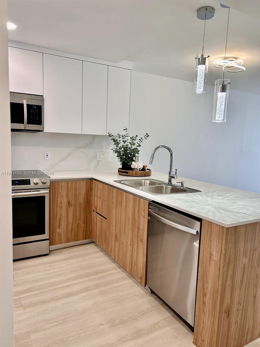 HOLIDAY SPRINGS VILLAGE 2 - Residential