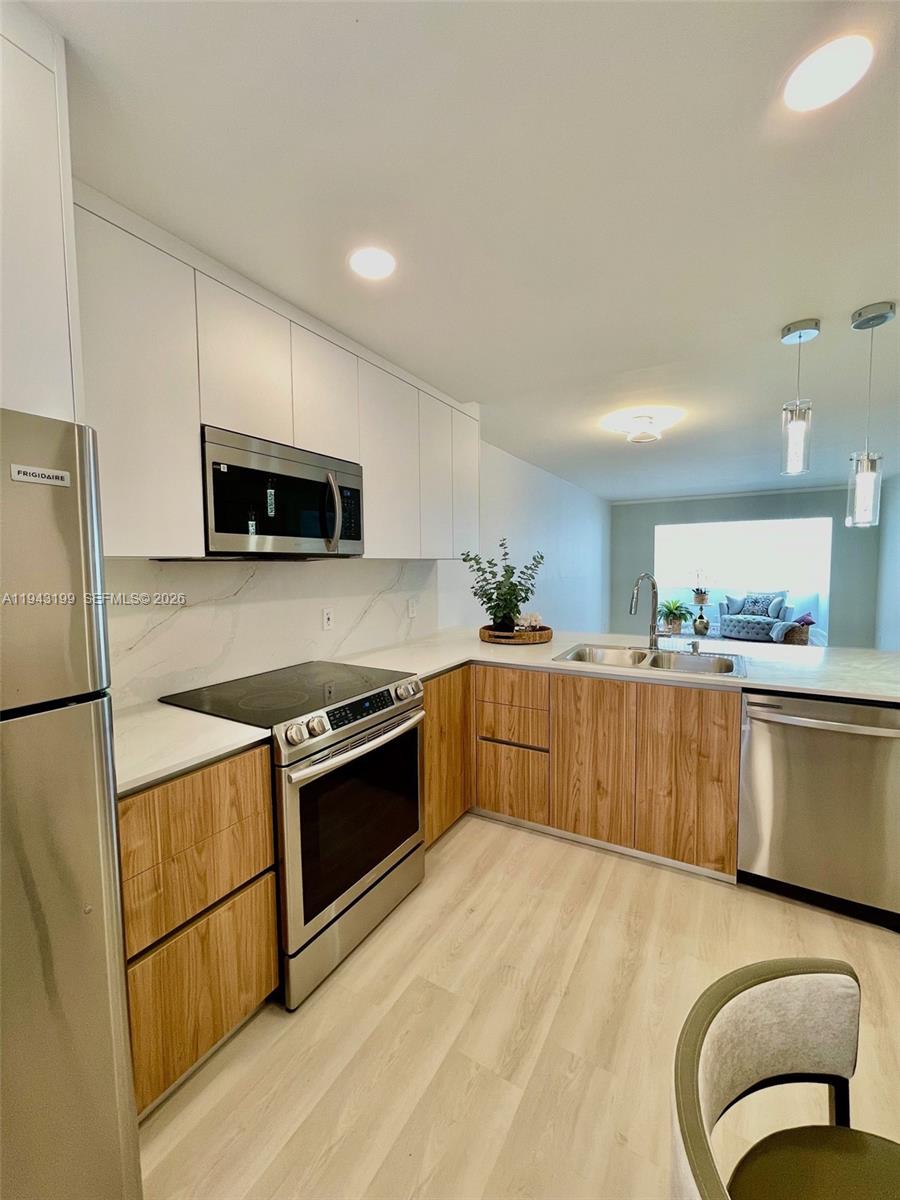 HOLIDAY SPRINGS VILLAGE 2 - Residential