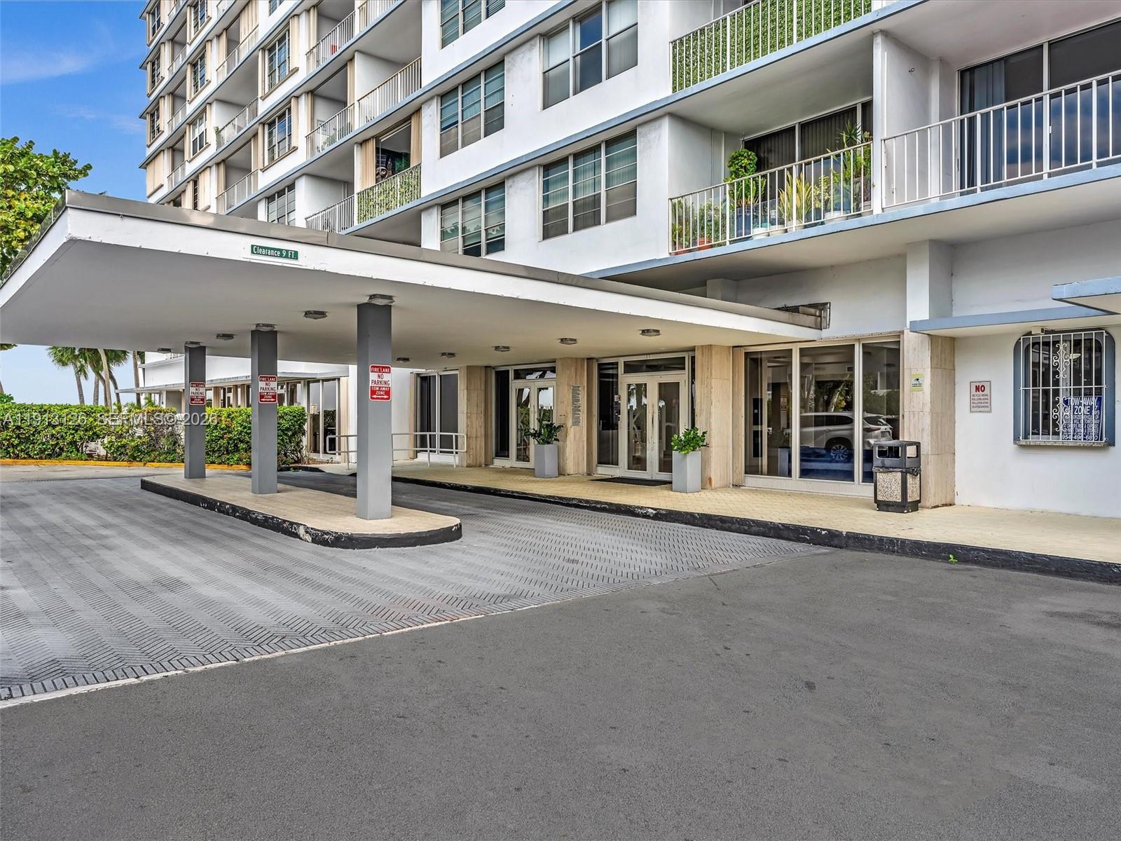 KENNEDY HOUSE CONDO - Residential