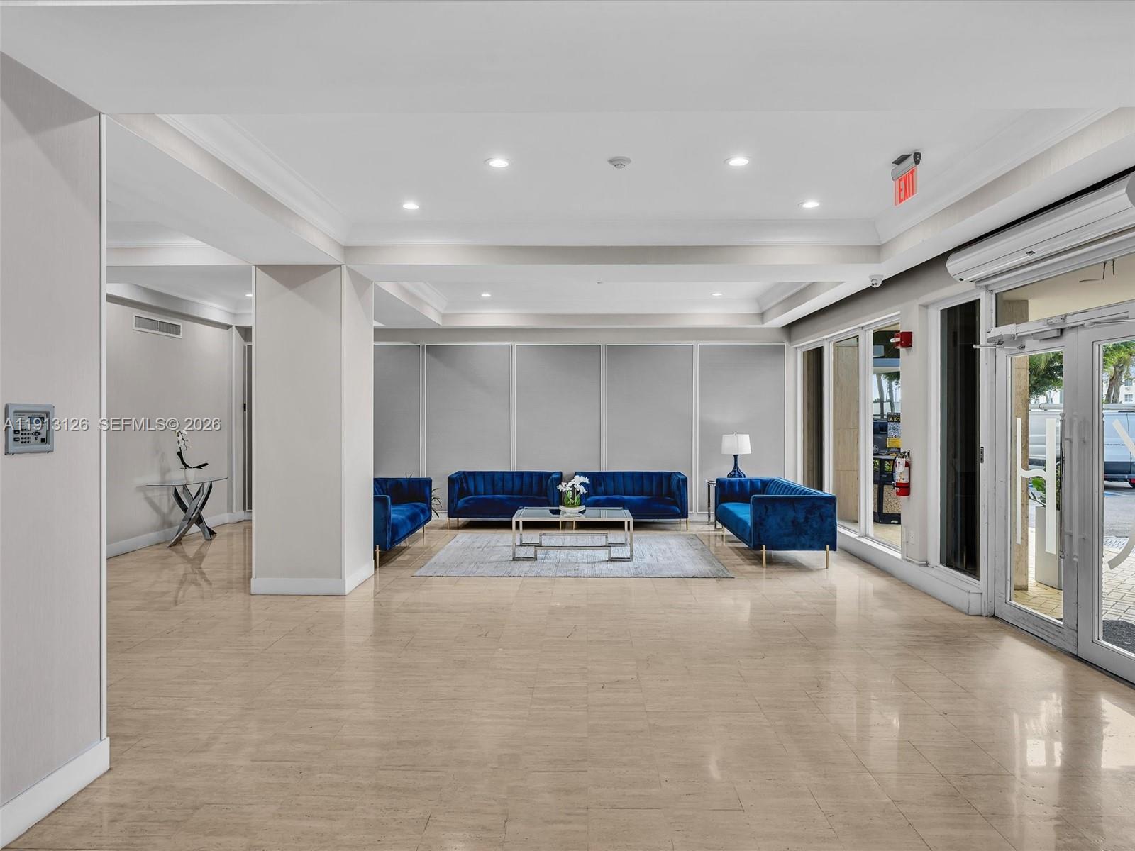 KENNEDY HOUSE CONDO - Residential