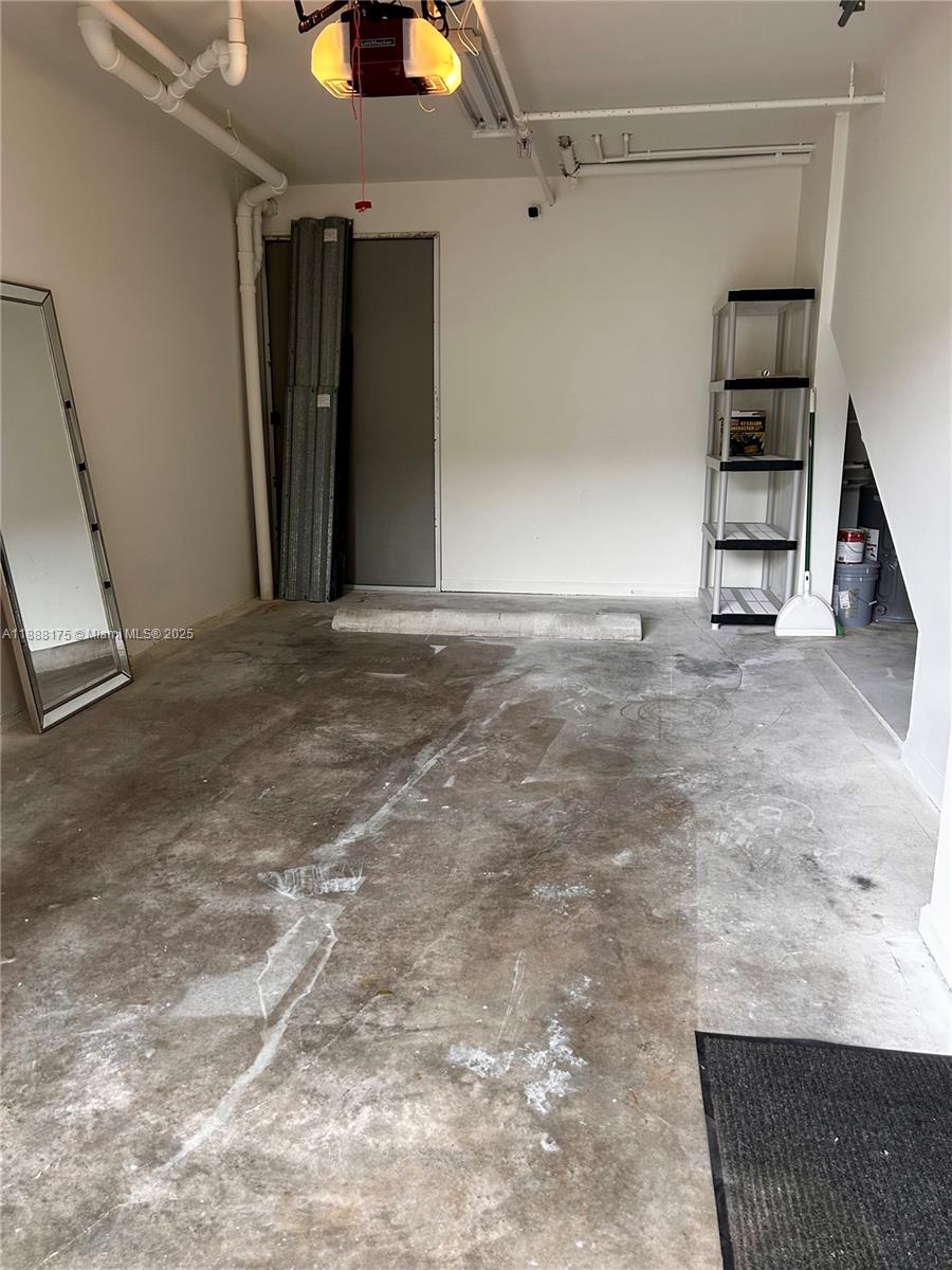 TIERRA VERDE AT DELRAY BE - Residential Lease