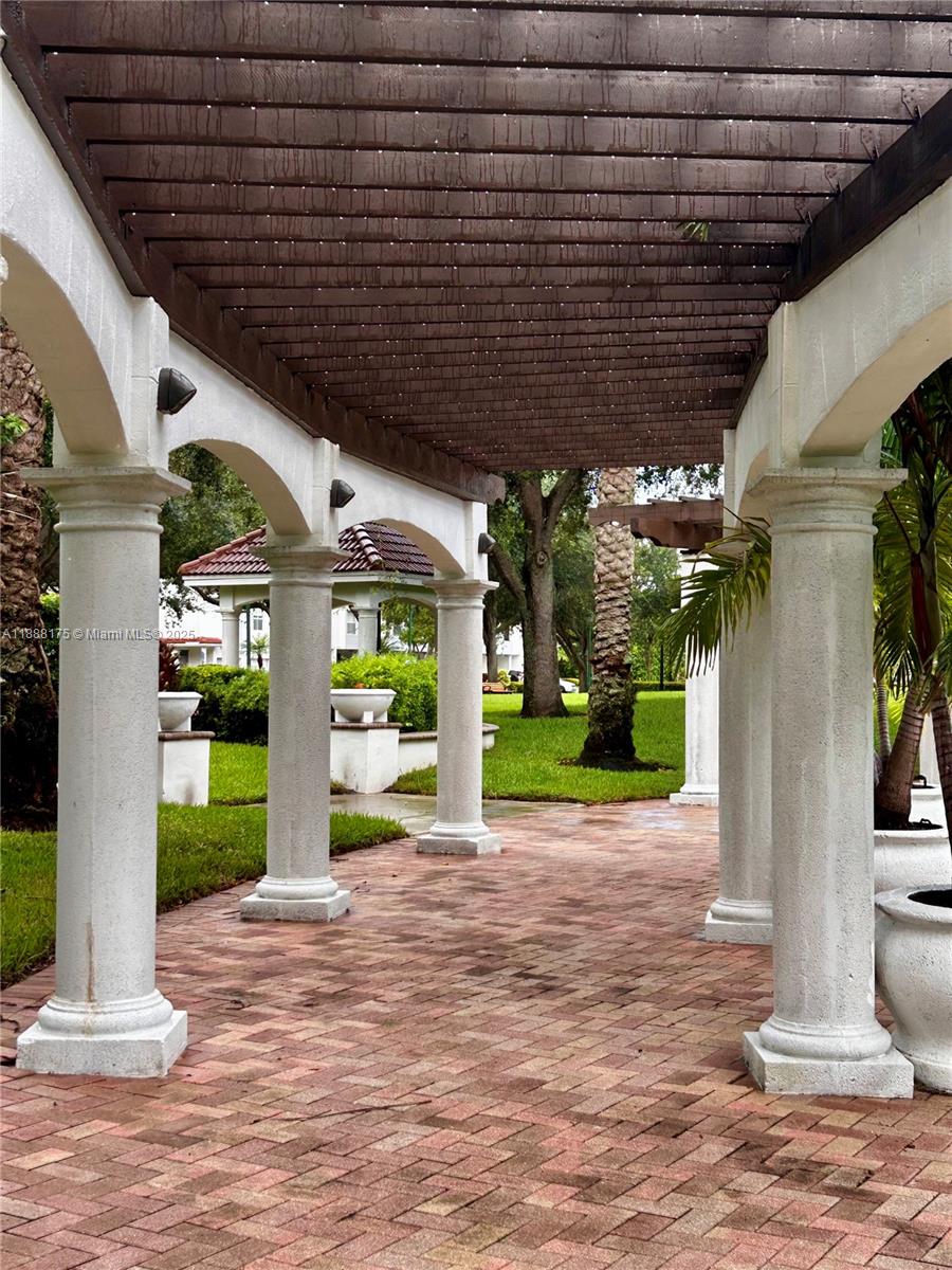 TIERRA VERDE AT DELRAY BE - Residential Lease