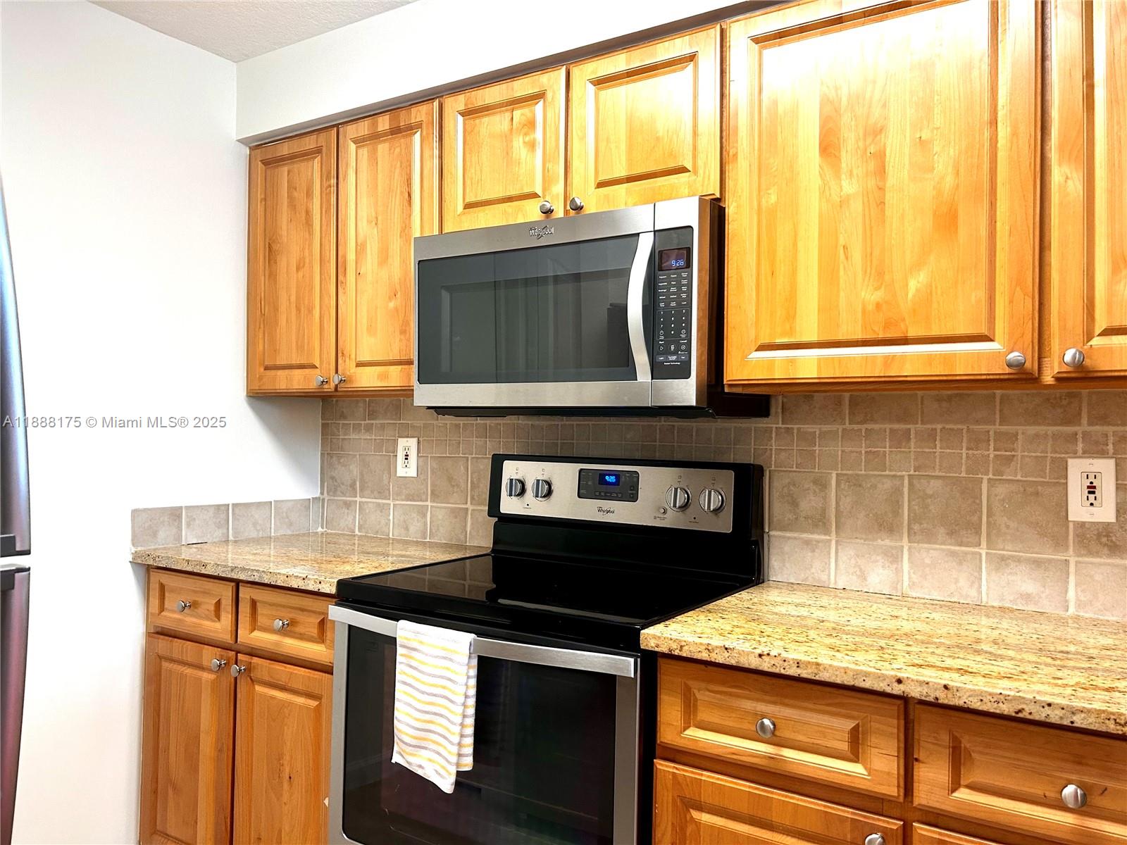 TIERRA VERDE AT DELRAY BE - Residential Lease