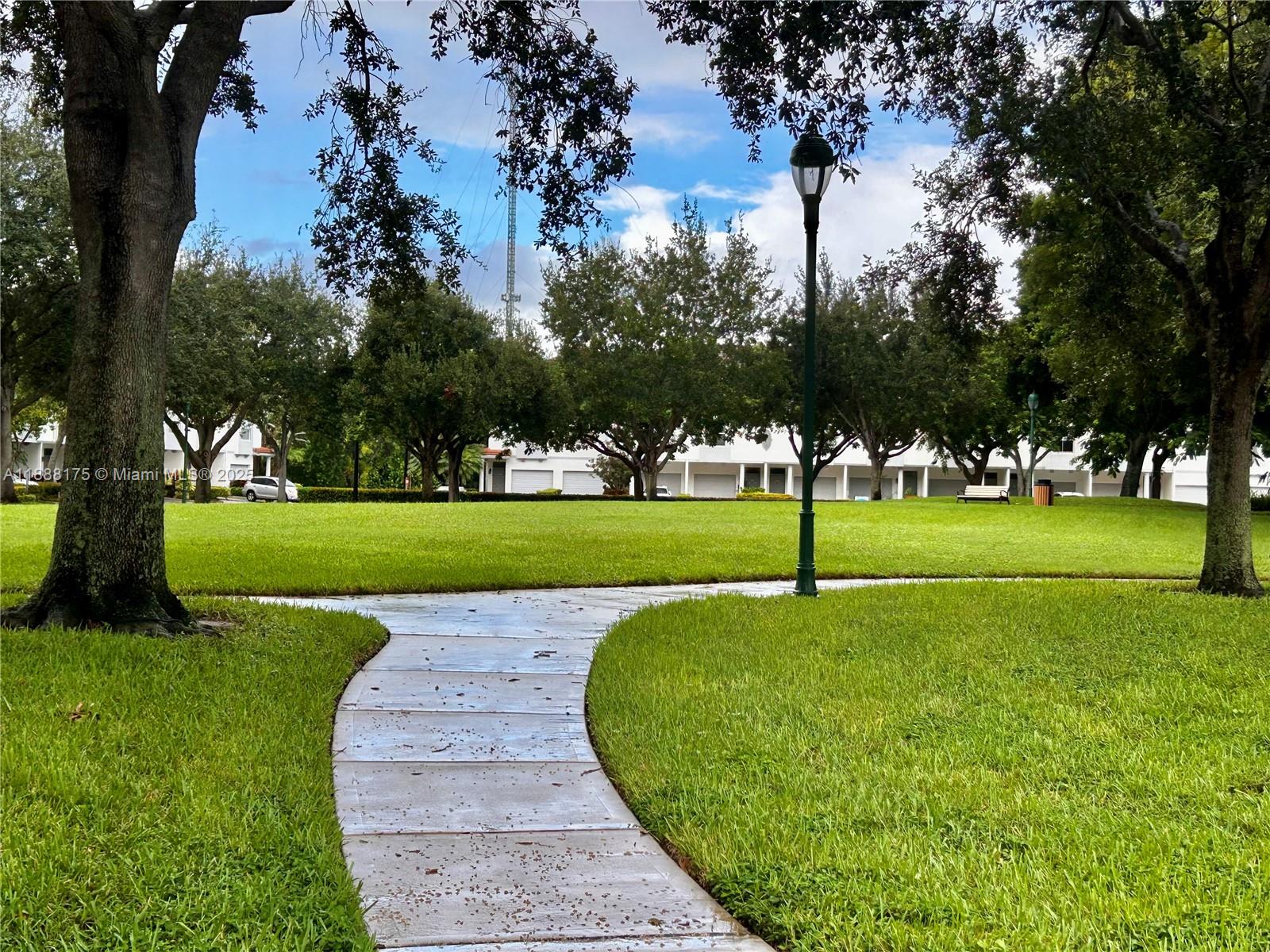 TIERRA VERDE AT DELRAY BE - Residential Lease