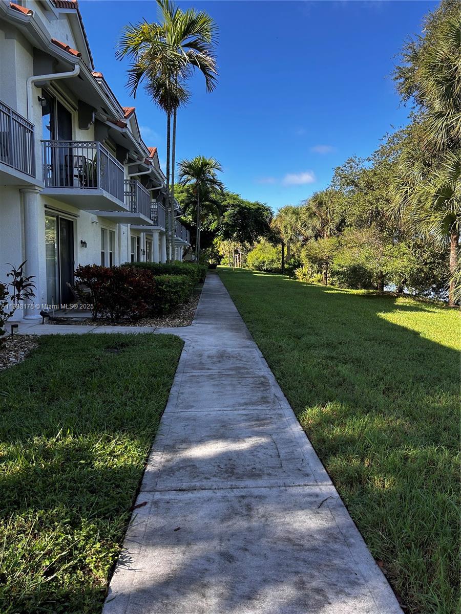 TIERRA VERDE AT DELRAY BE - Residential Lease