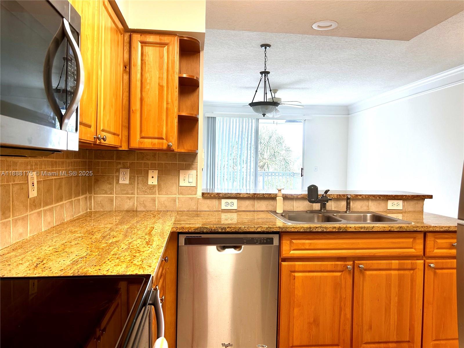 TIERRA VERDE AT DELRAY BE - Residential Lease