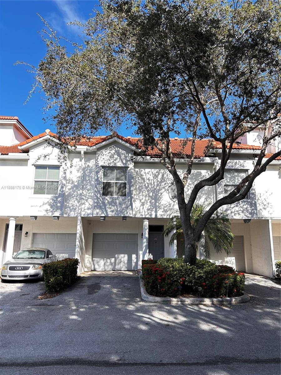WHEN YOU RENT THIS TOWNHOUSE YOU ARE RENTING A LIFESTYLE. THIS COMMUNITY BOASTS A CENTRAL CLUBHOUSE, RESORT STYLE POOL AND SITTING AREA, RECEPTION LOUNGE, MEDIA ROOM, OFFICE AREA, POOL TABLE AND PING PONG ROOM, FULL EXERCISE EQUIPMENT INCLUDING FREE WEIGHTS. OUTDOOR PLAYGROUND, GREEN SPACE, TENNIS, BASKETBALL AND BEACH VOLLEYBALL COURTS. ALL ACCESSIBLE FROM TOWNHOUSE BY WALKIN PATH WHICH RAMBLES THROUGH WHOLE COMMUNITY. THIS HOME HAS TWO BEDROOMS EACH ON THEIR OWN FLOOR WITH LARGE WALK IN CLOSETS. IN UNIT WASHER AND DRYER, STORAGE IN THE ONE CAR ATTACHED GARAGE. THERE IS PLENTY OF GUEST PARKING ON SITE AS WELL. FRESHLY PAINTED AND MAINTAINED READY TO MOVE IN. HOA APPLICATION ATTACHED 1-2 WEEKS APPROVAL PROCESS.