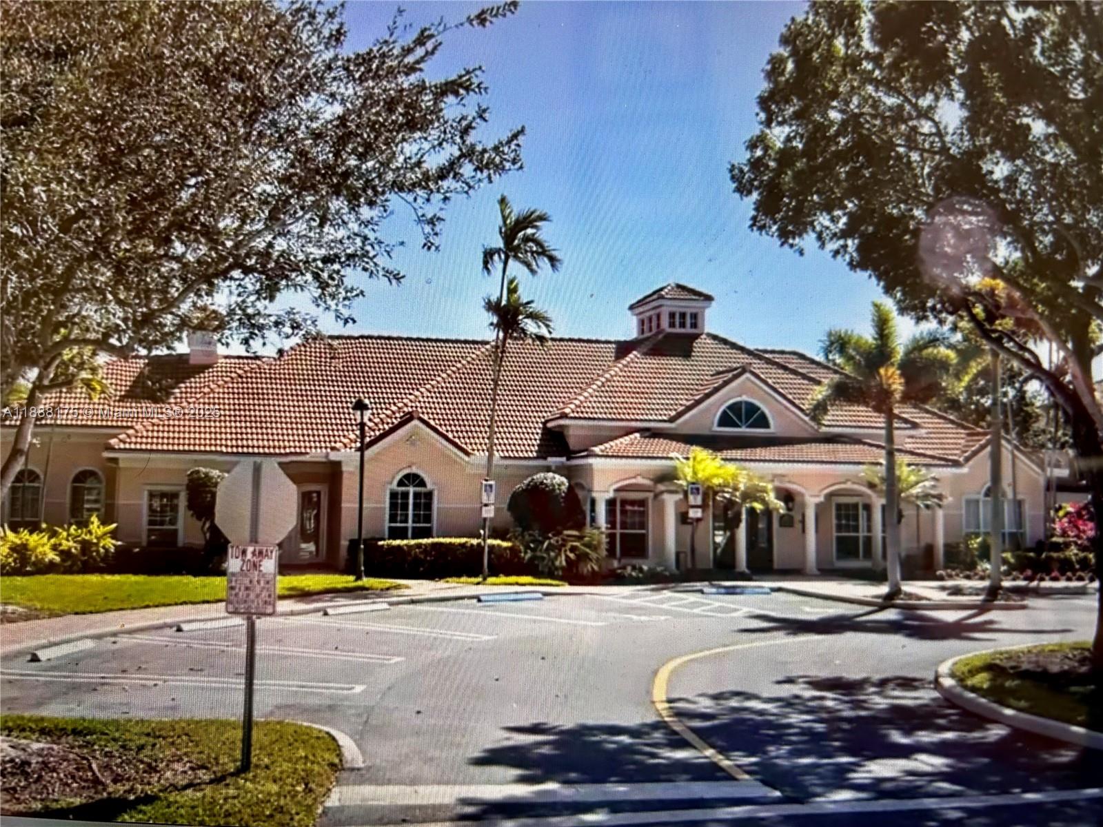 TIERRA VERDE AT DELRAY BE - Residential Lease