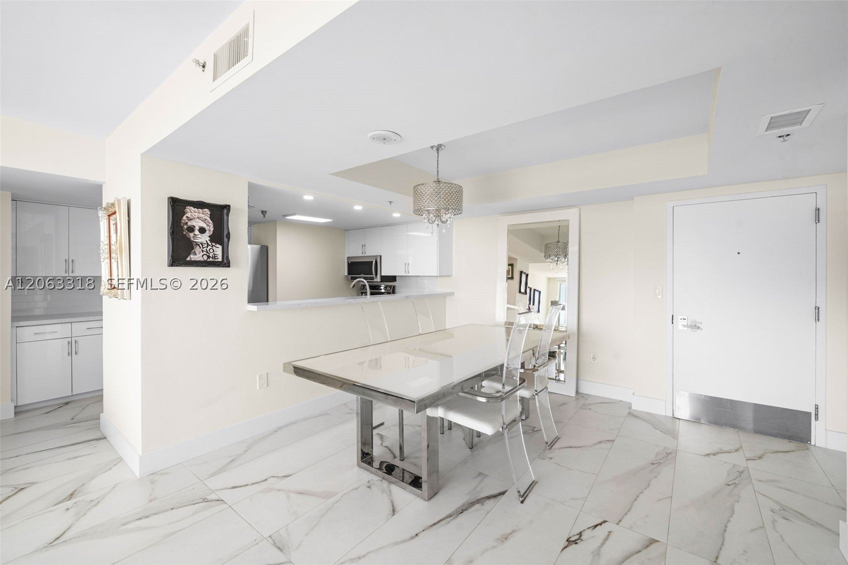 650 West Ave 1408