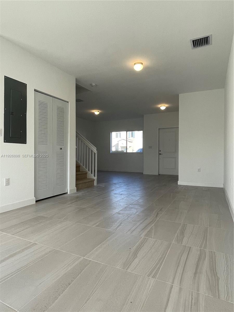 FOREST PARK VILLAS - Residential Lease