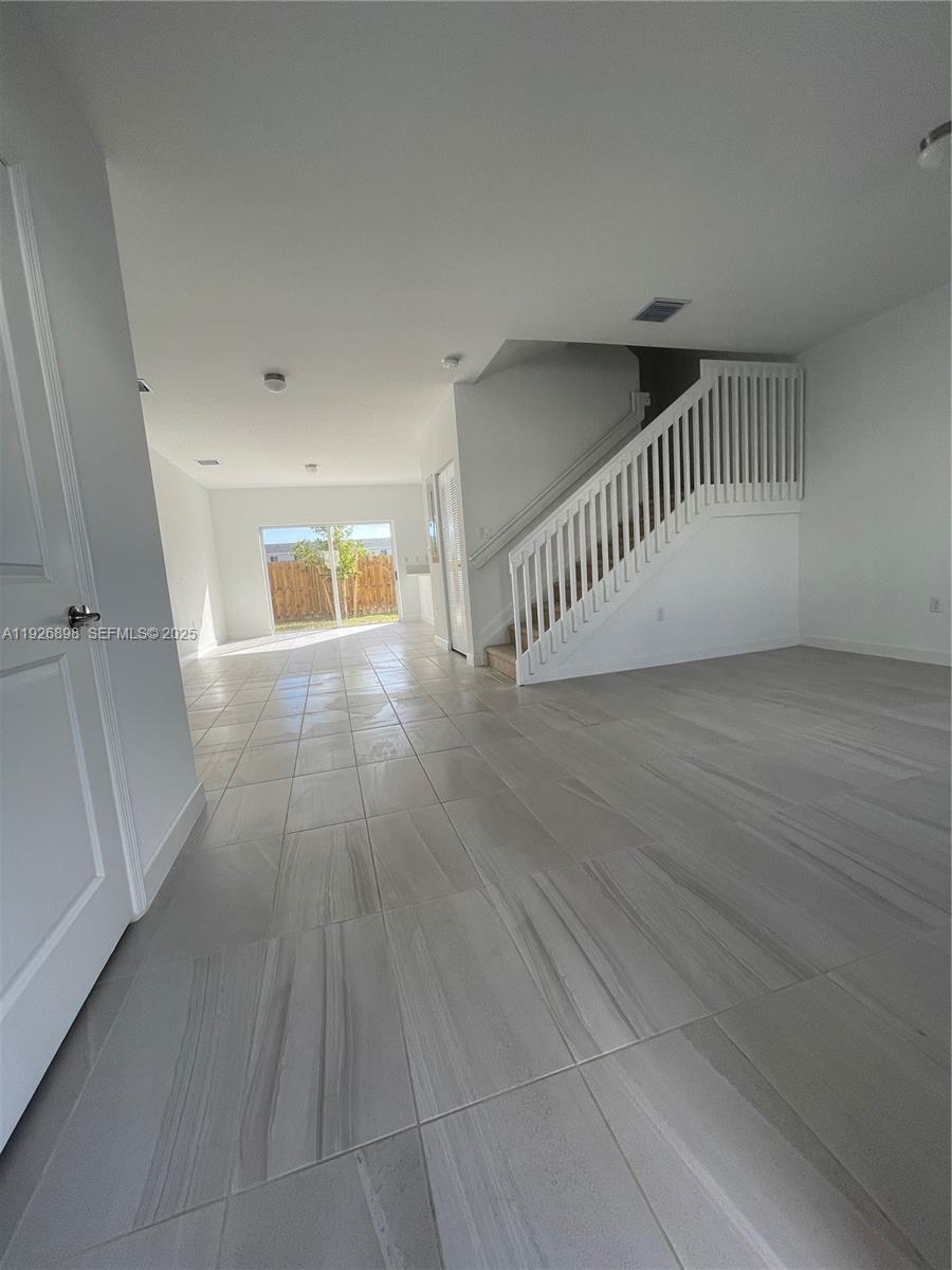 FOREST PARK VILLAS - Residential Lease